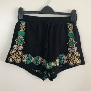 h&m embroidered shorts